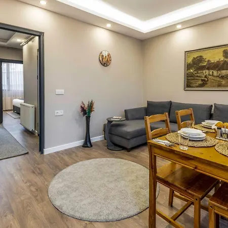 Bakrac 26 アパート *